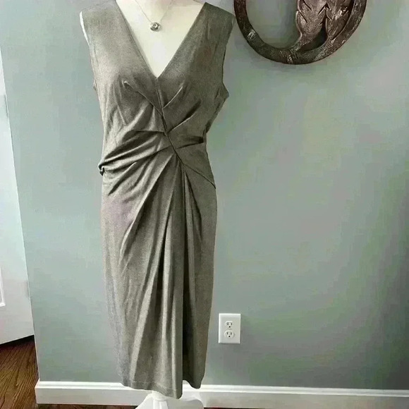 Escada size 42 ( US 12 ) Midi dress fully lined - Picture 2 of 9